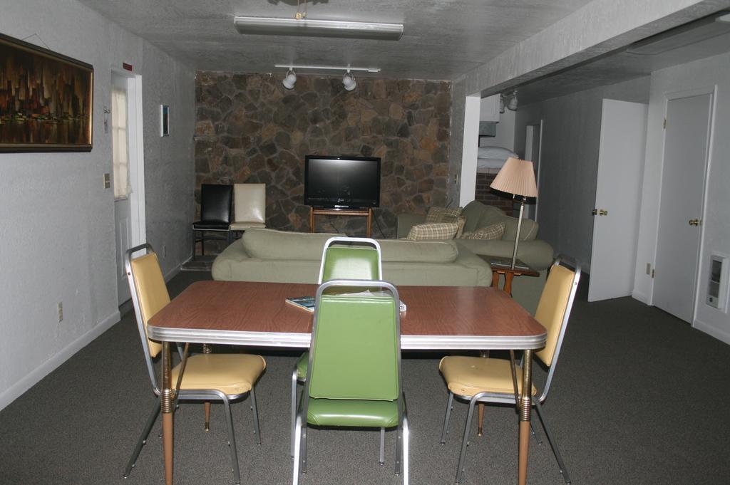 Jnr Hotel Cedarville Chambre photo